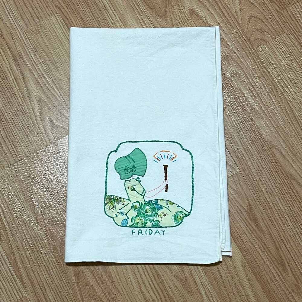 Vintage Flour Sack Embroidered Friday Green Bonnet Girl Tablecloth 39x29